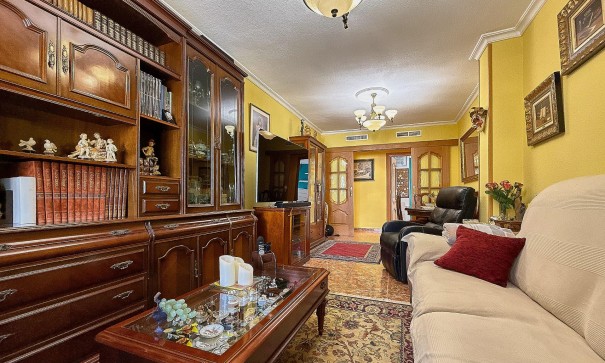 Herverkoop - Apartement Flat -
Torrevieja - Playa del cura