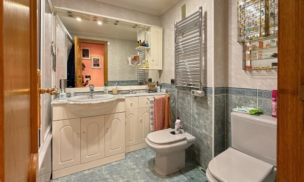 Herverkoop - Apartement Flat -
Torrevieja - Playa del cura