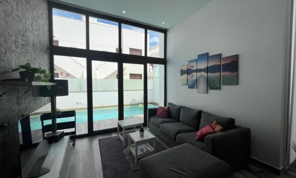 Venta - Chalet Independiente -
Los Balcones - Los Altos del Edén - Los Balcones