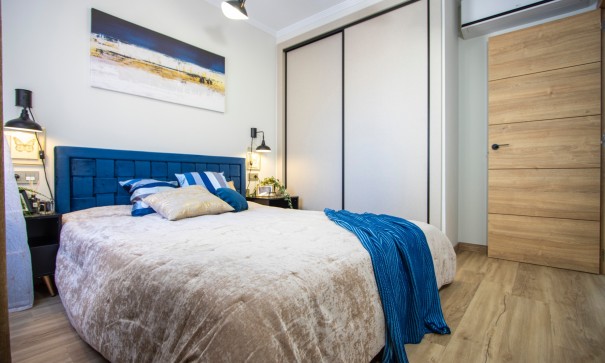 Sale - Apartment Flat -
Torrevieja - Center