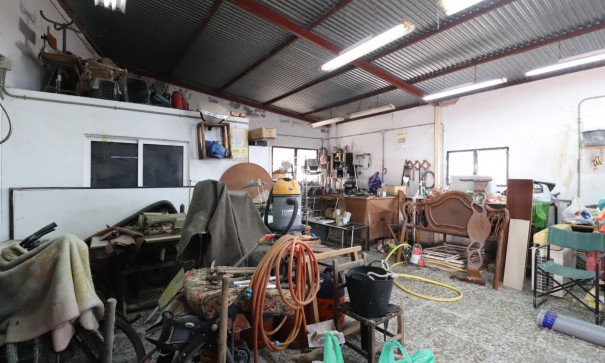 Återförsäljning - Fristående villa -
Heredades - Heredades - Village