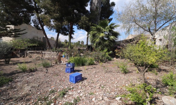 Återförsäljning - Fristående villa -
Heredades - Heredades - Village