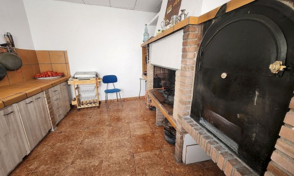 Sale - Finca Country Property -
Villena