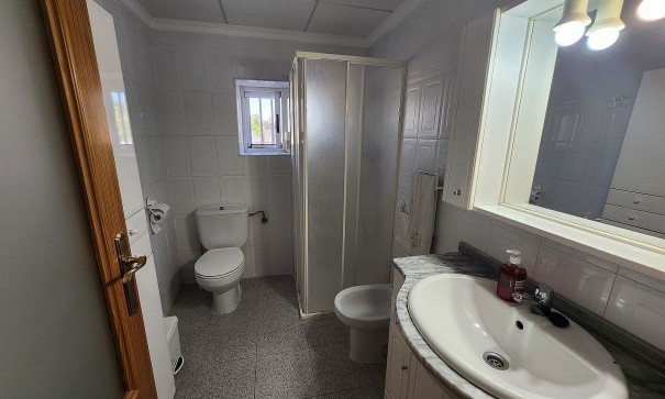 Sale - Finca Country Property -
Villena