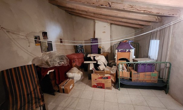 Resale - Stadthaus -
Yecla