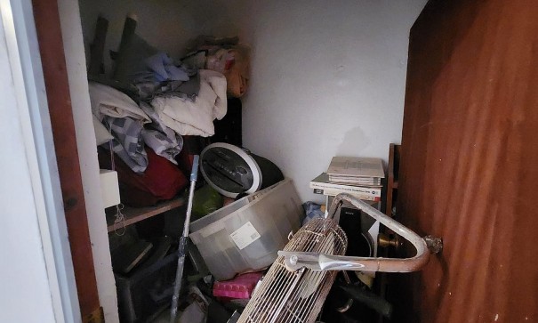 Videresalg - Finca landejendom -
Algueña