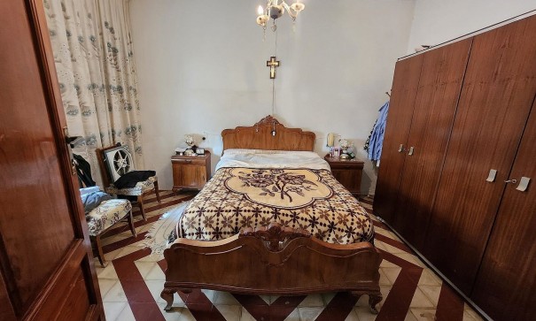 Resale - Stadthaus -
Barinas