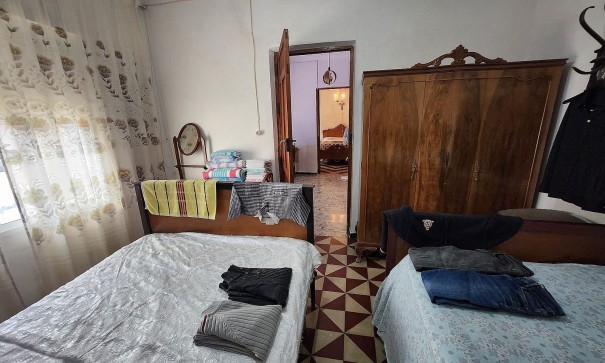 Resale - Stadthaus -
Barinas