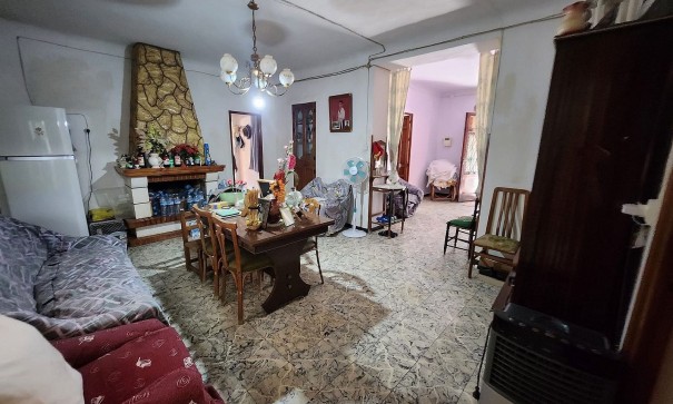 Resale - Stadthaus -
Barinas