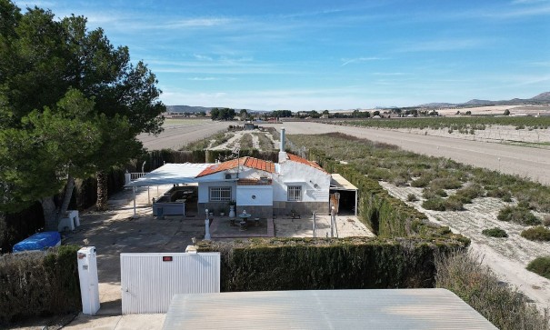 Videresalg - Fritliggende villa -
Villena