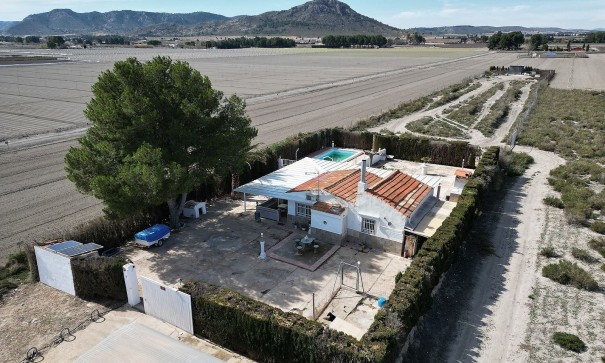 Videresalg - Fritliggende villa -
Villena
