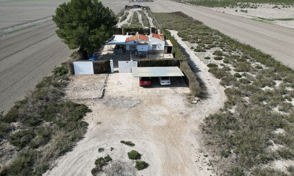 Videresalg - Fritliggende villa -
Villena