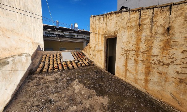 Resale - Stadthaus -
Villena