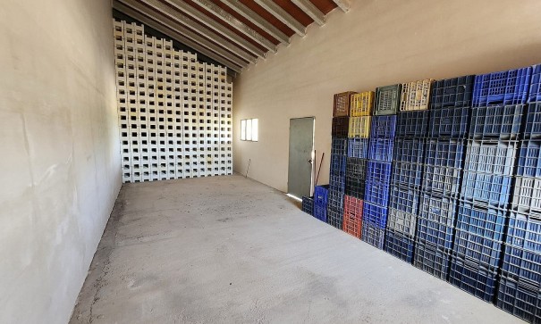 Herverkoop - Finca Landelijk pand -
Villena