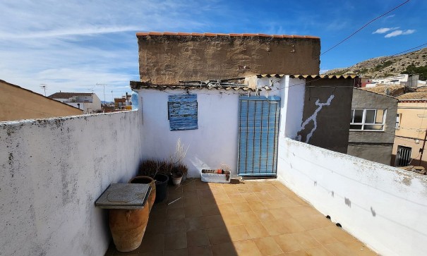 Sale - Town house -
Villena