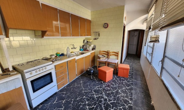 Sale - Town house -
Villena