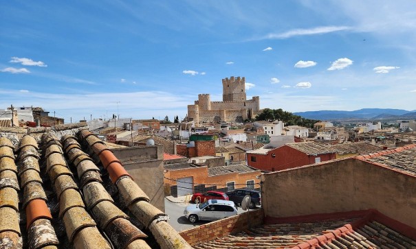 Sale - Town house -
Villena