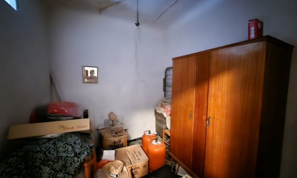 Sale - Town house -
Villena