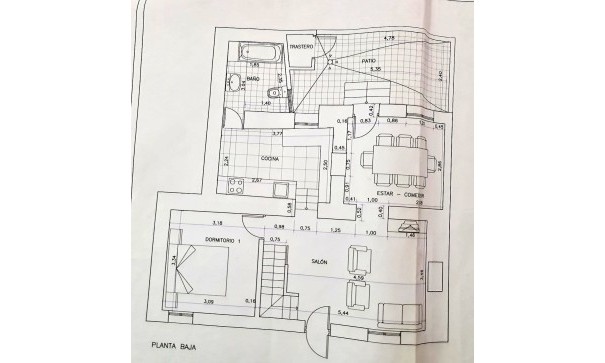 Videresalg - Byhus -
SAX