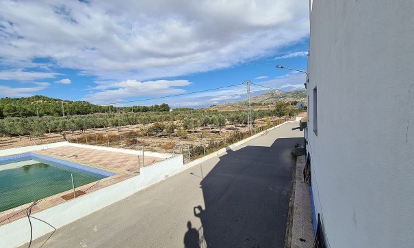 Sprzedaż - Finca nieruchomość wiejska -
SAX