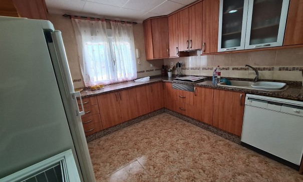 Sprzedaż - Finca nieruchomość wiejska -
SAX