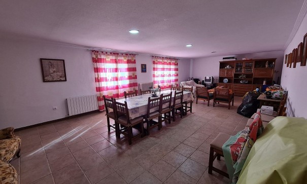 Sprzedaż - Finca nieruchomość wiejska -
SAX