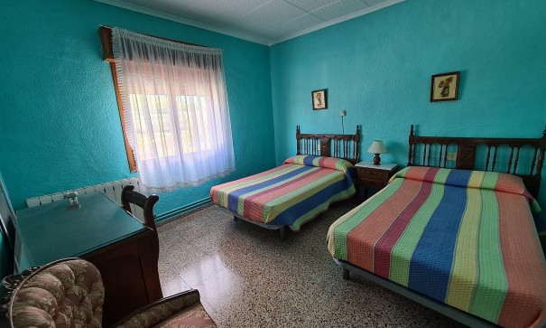 Sprzedaż - Finca nieruchomość wiejska -
SAX