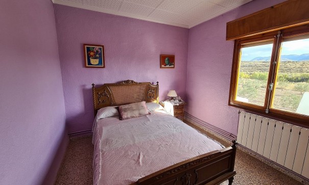 Sprzedaż - Finca nieruchomość wiejska -
SAX