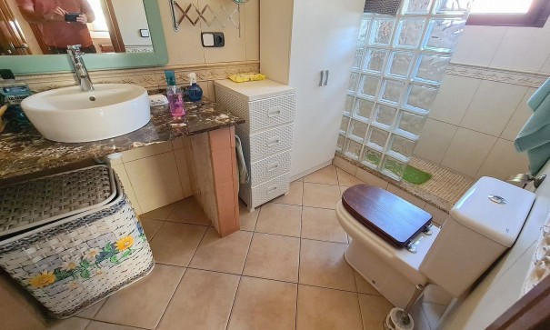 Återförsäljning - Fristående villa -
Pinoso