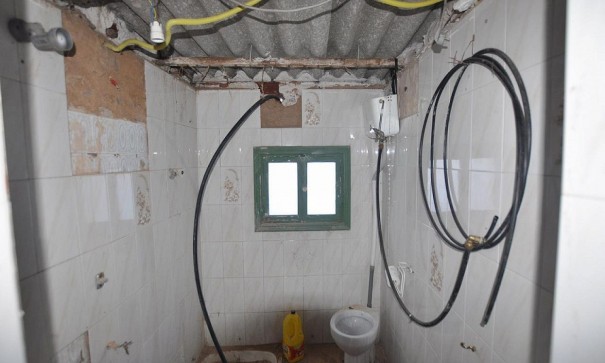 Sprzedaż - Projekt renowacji -
Salinas