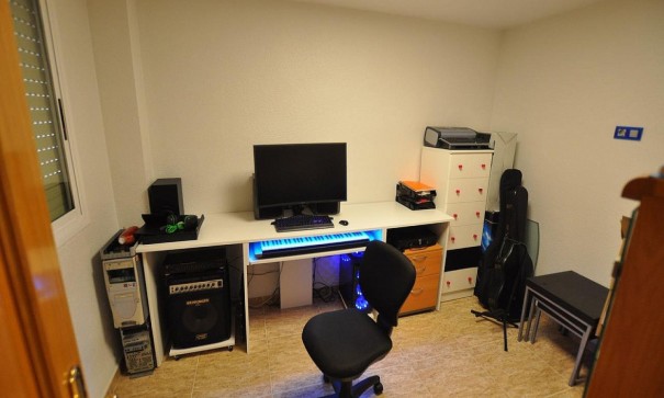 Videresalg - Kommerciel -
Villena