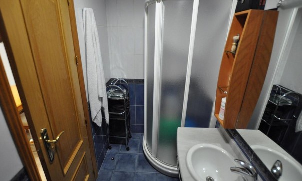 Videresalg - Kommerciel -
Villena