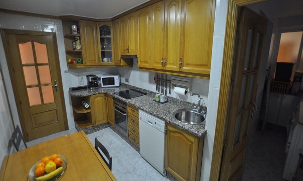 Videresalg - Kommerciel -
Villena