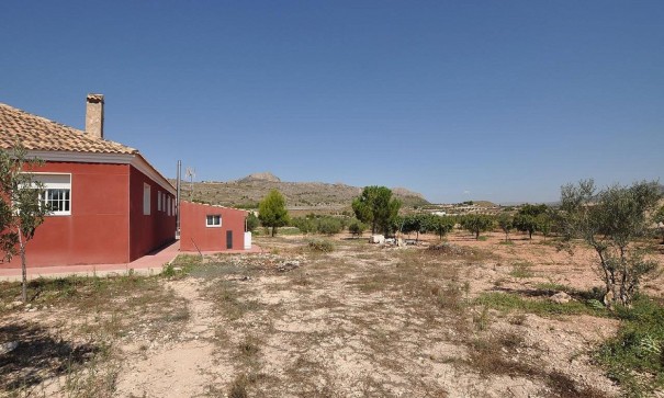 Återförsäljning - Fristående villa -
SAX