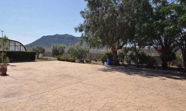 Återförsäljning - Fristående villa -
SAX