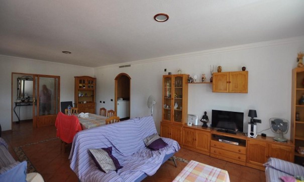 Återförsäljning - Fristående villa -
SAX