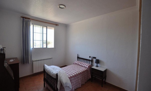 Återförsäljning - Fristående villa -
SAX