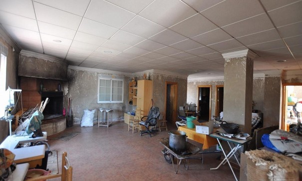 Återförsäljning - Fristående villa -
SAX