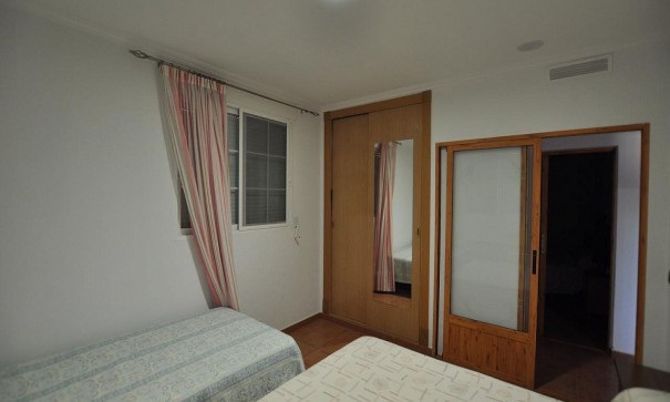 Återförsäljning - Fristående villa -
SAX