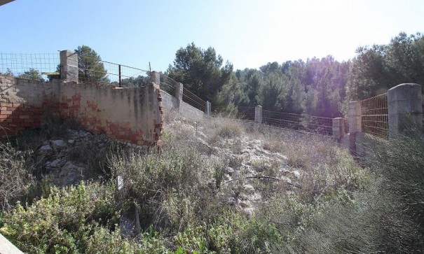 Återförsäljning - Fristående villa -
Petrer