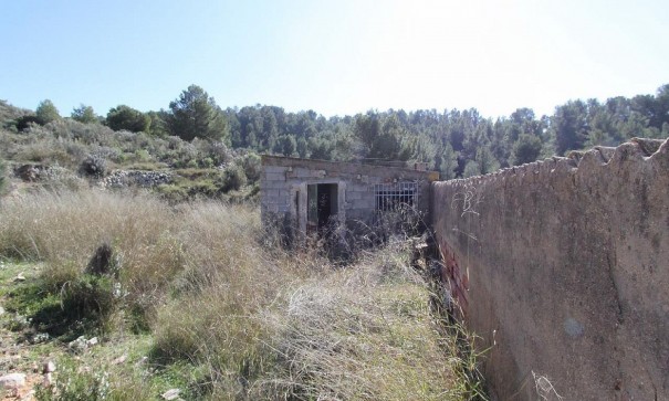 Återförsäljning - Fristående villa -
Petrer