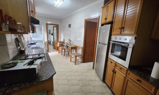 Revente - Maison de ville -
Monóvar