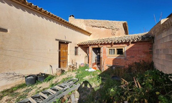 Videresalg - Finca landejendom -
Pinoso