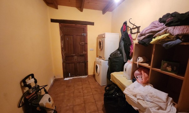 Videresalg - Finca landejendom -
Pinoso