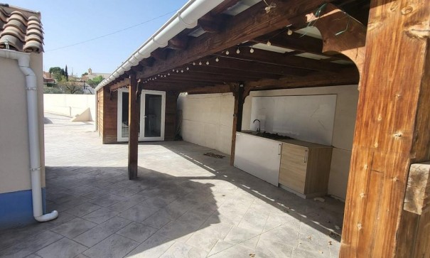 Sprzedaż - Finca nieruchomość wiejska -
Raspay