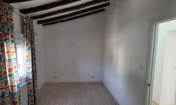 Sprzedaż - Finca nieruchomość wiejska -
Raspay