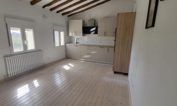 Sprzedaż - Finca nieruchomość wiejska -
Raspay