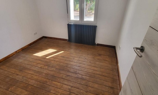 Sprzedaż - Finca nieruchomość wiejska -
Raspay