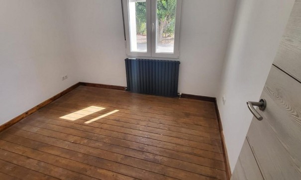 Sprzedaż - Finca nieruchomość wiejska -
Raspay