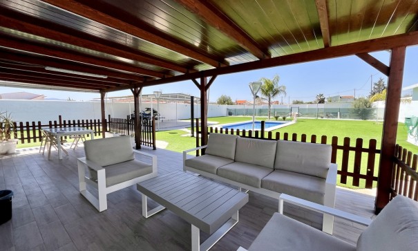 Videresalg - Finca landejendom -
Alcantarilla